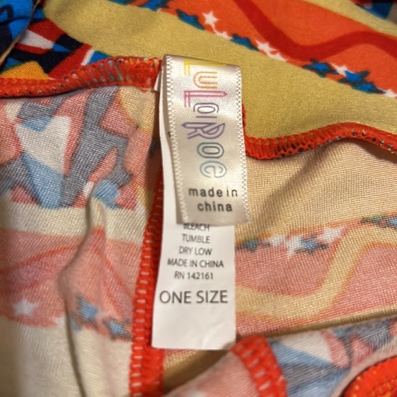 LuLaRoe Hot Dog Print OS Size 0-10 Leggings BBQ 4th of July Americana Fireworks - Picture 11 of 11